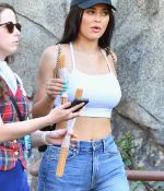 Access_Kardashian_01.jpg