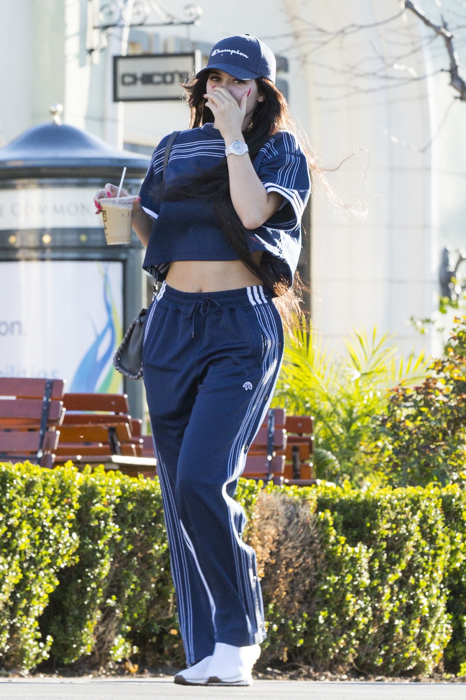 Access_Kardashian_01.jpg