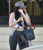 Access_Kardashian_03.jpg