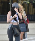 Access_Kardashian_04.jpg