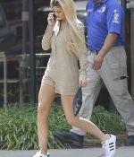 Access_Kardashian_01.jpg