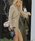 Access_Kardashian_05.jpg