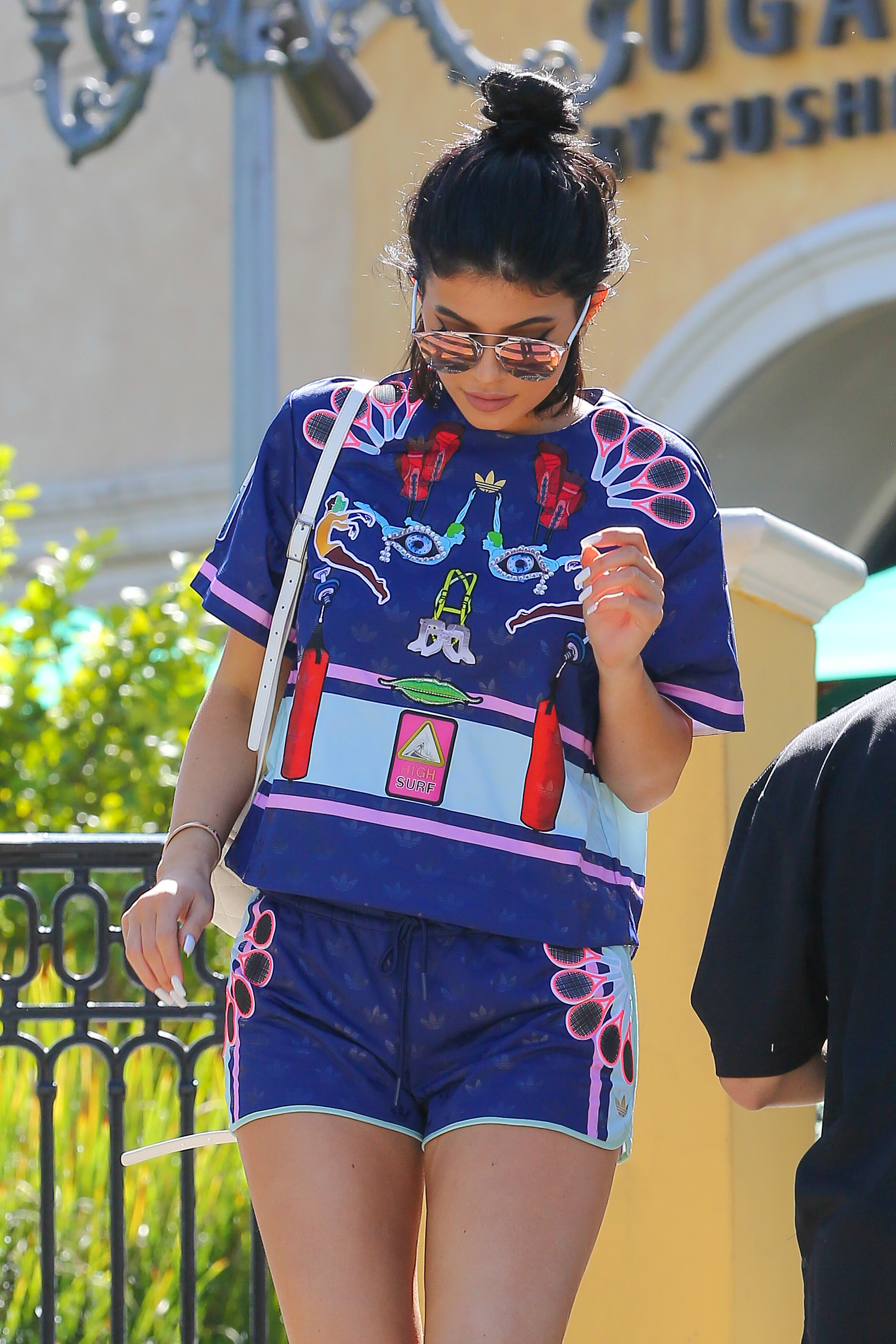 Access_Kardashian_02.jpg
