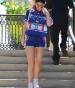 Access_Kardashian_05.jpg