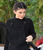 Access_Kardashian_01.jpeg