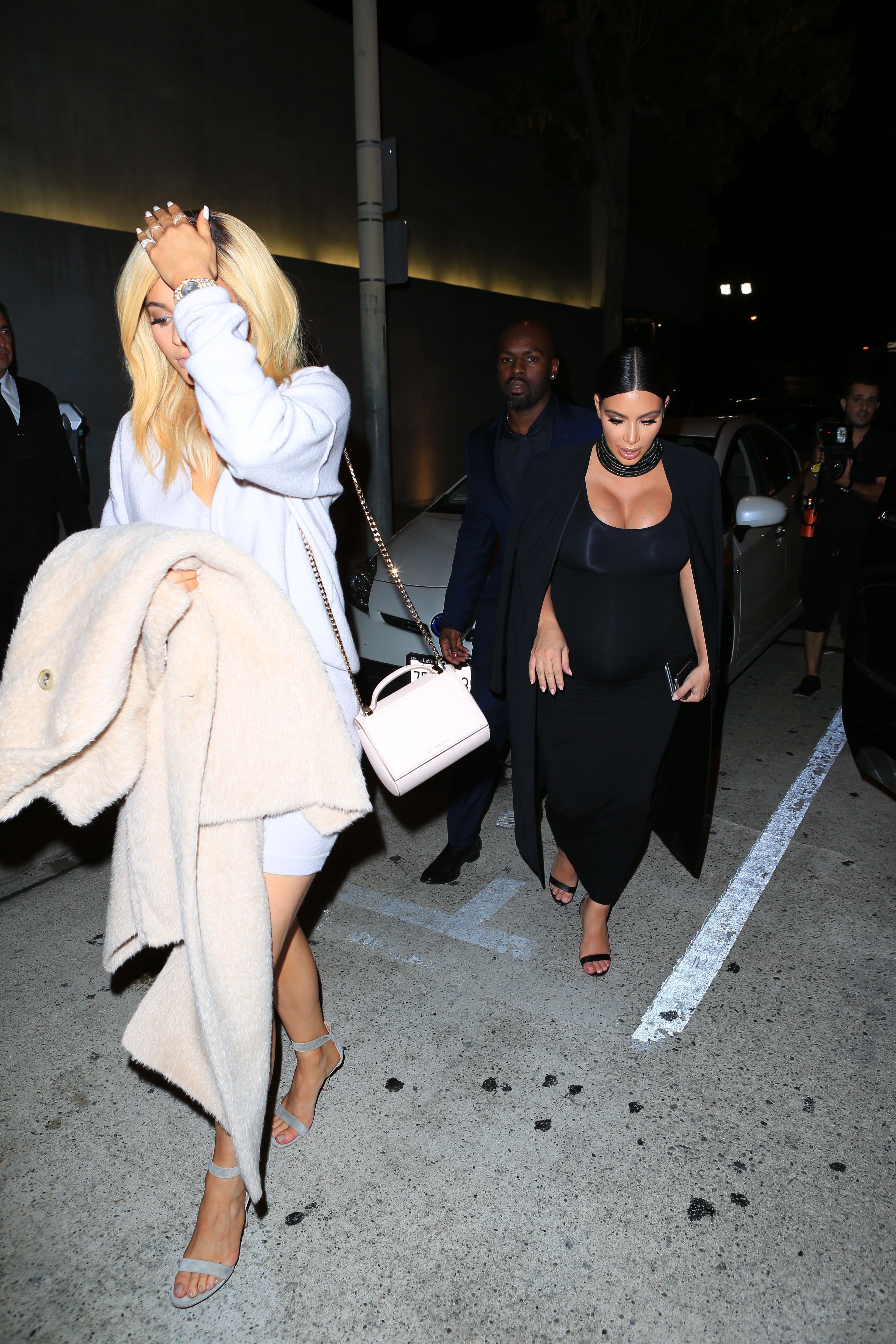 Access_Kardashian_08.jpeg