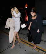 Access_Kardashian_07.jpg