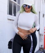 Access_Kardashian_01.jpg