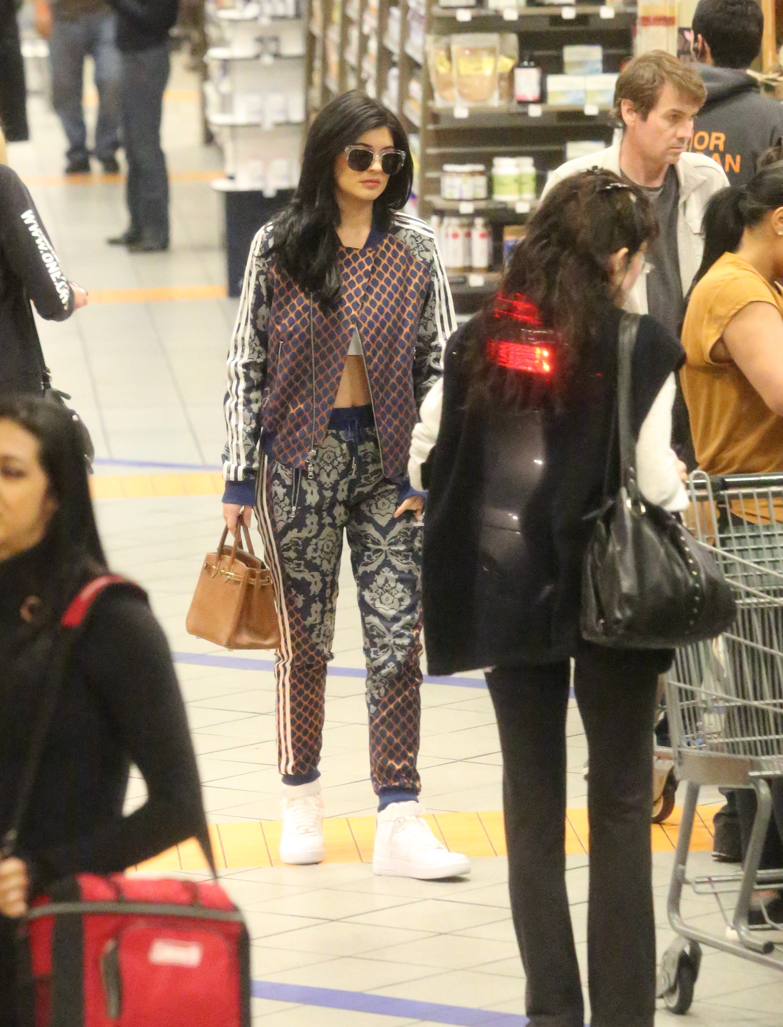 Access_Kardashian_04.jpeg