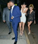 Access_Kardashian_07.jpg
