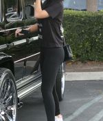 Access_Kardashian_03.jpg