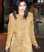 Access_Kardashian_01.jpeg