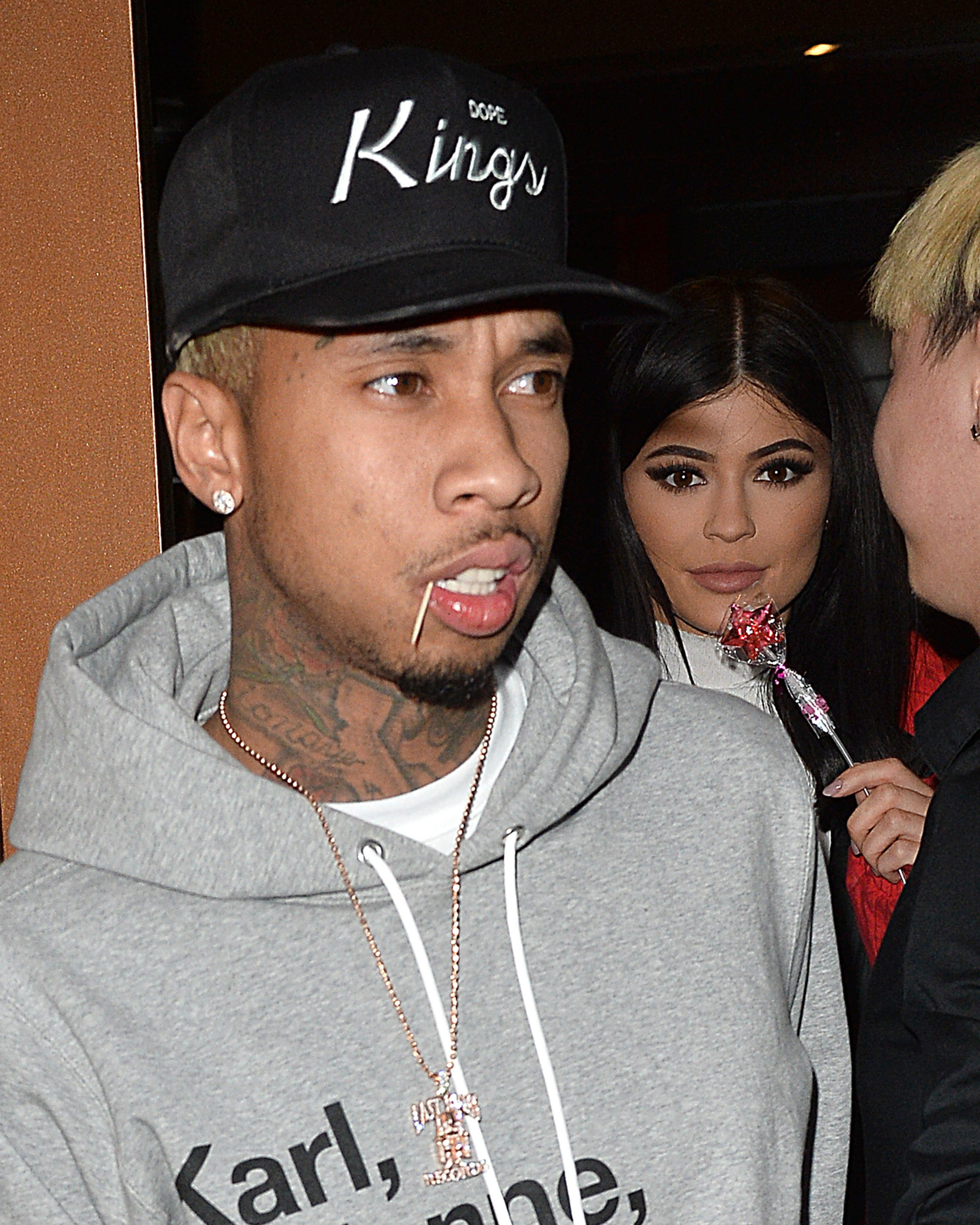 Access_Kardashian_03.jpg