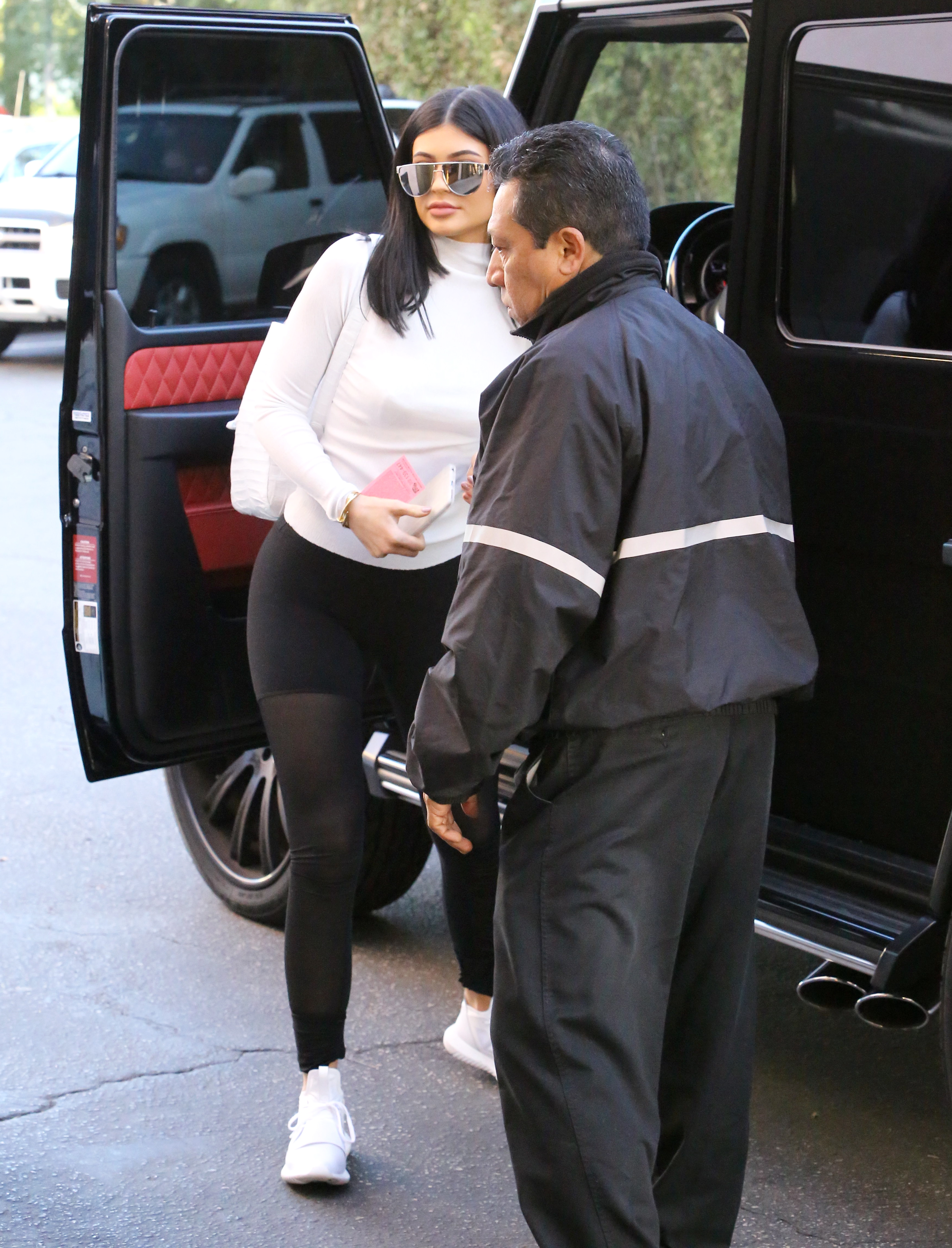 Access_Kardashian_02.jpeg