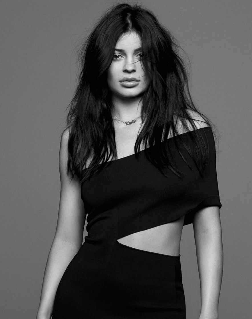 Access_Kardashian_03.jpg
