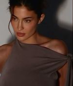 Access_Kardashian_03.jpg
