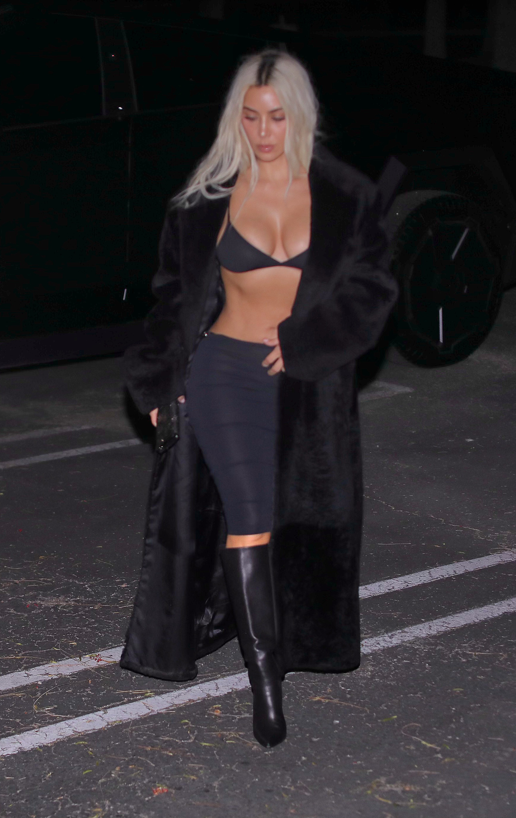 Access_Kardashian_06.jpg