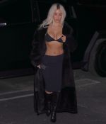 Access_Kardashian_03.jpg