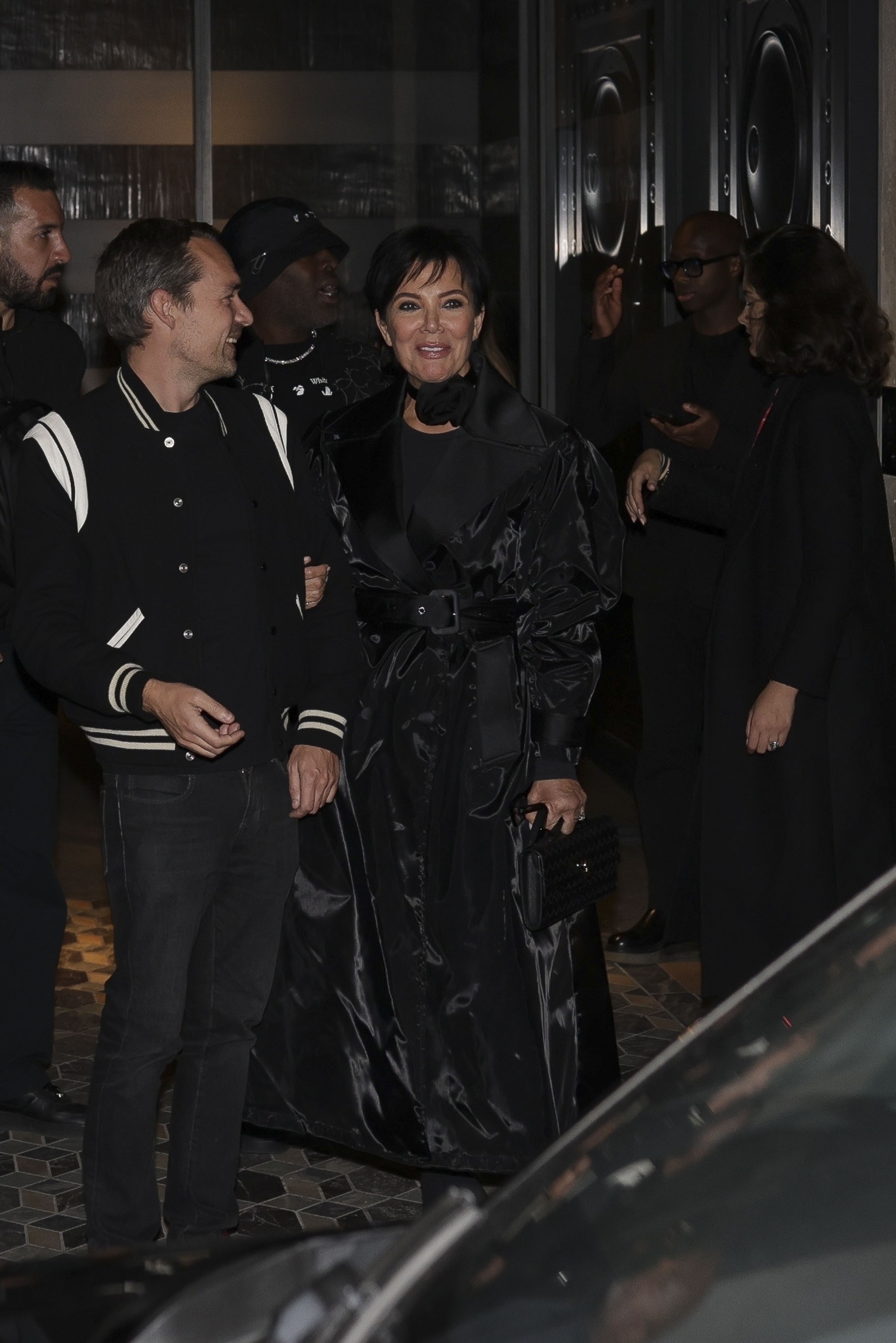Access_Kardashian_28729.jpg