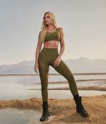 Access_Kardashian_02.jpg