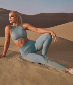 Access_Kardashian_041.png