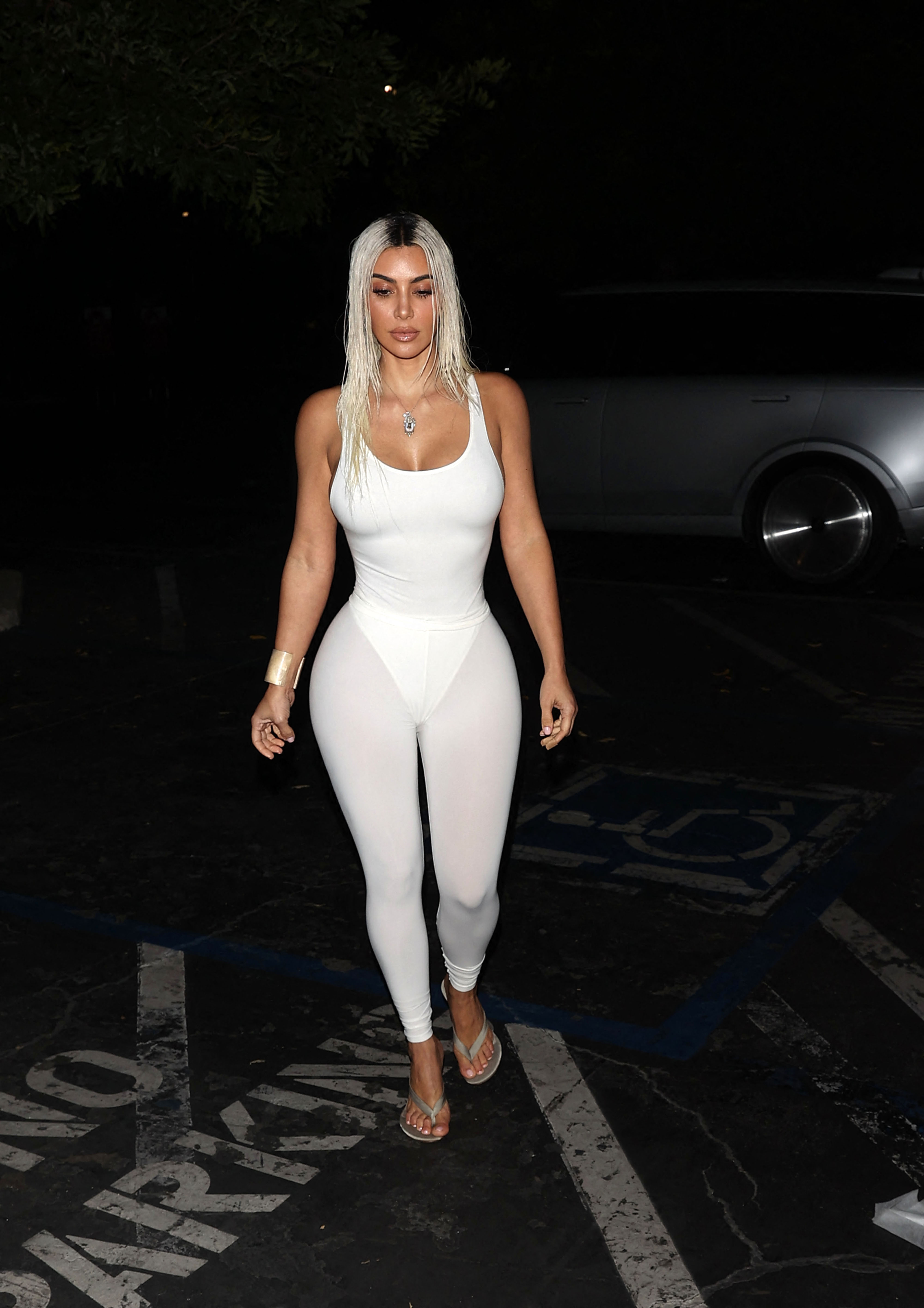 Access_Kardashian_06.jpg