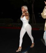 Access_Kardashian_03.jpg