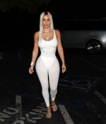 Access_Kardashian_06.jpg