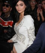 Access_Kardashian_05.jpg