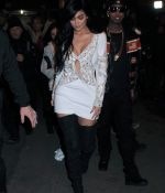 Access_Kardashian_28229.jpg