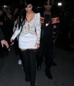 Access_Kardashian_28329.jpg