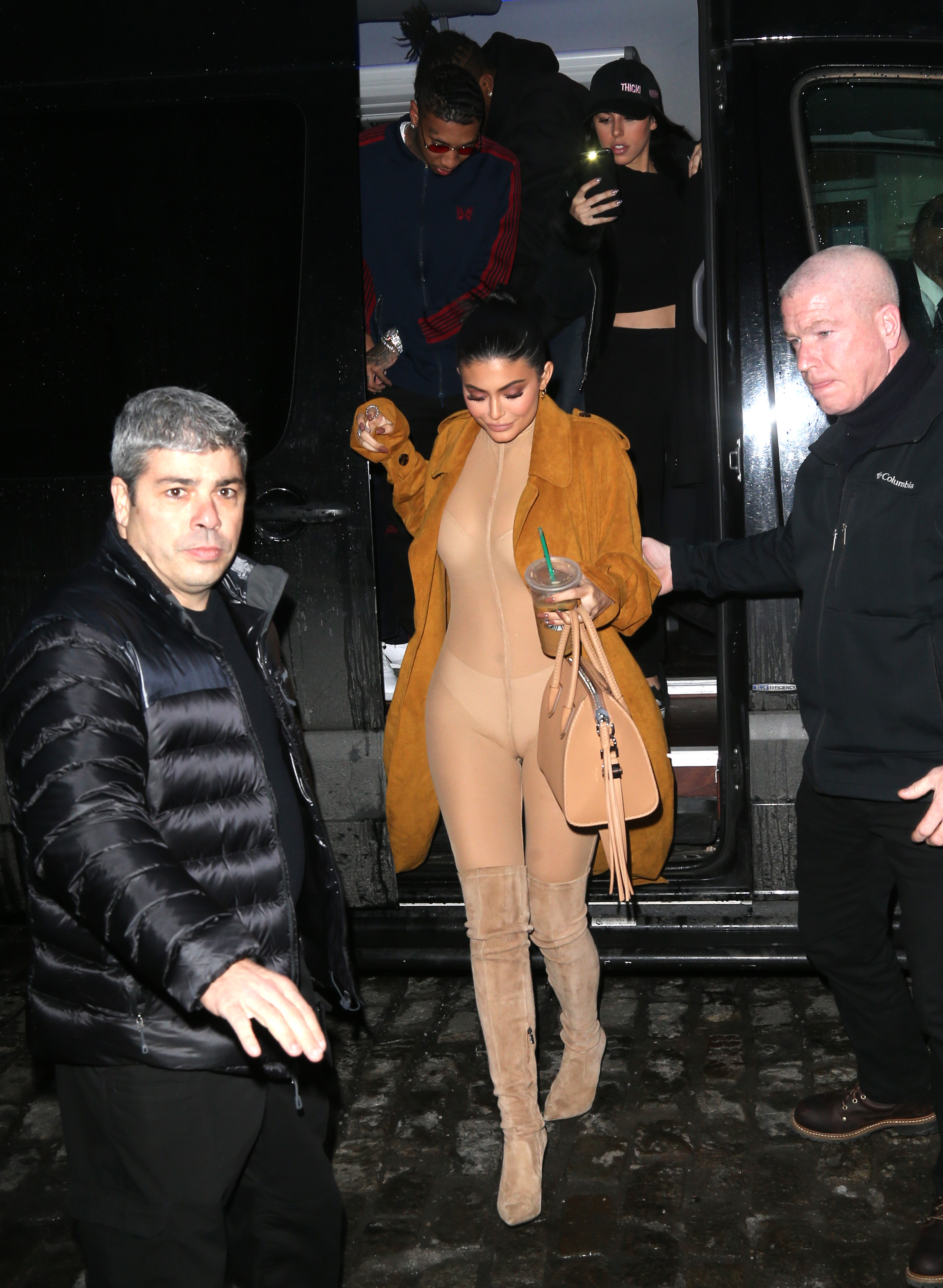 Access_Kardashian_281429.jpg