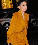 Access_Kardashian_28529.jpg
