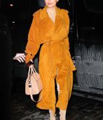 Access_Kardashian_28729.jpg