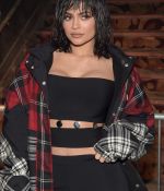 Access_Kardashian_28329.jpg