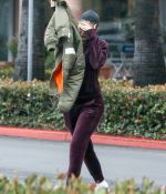 Access_Kardashian_28829.jpg