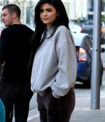 Access_Kardashian_281229.jpg