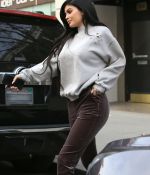 Access_Kardashian_28629.jpg