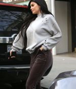 Access_Kardashian_28729.jpg