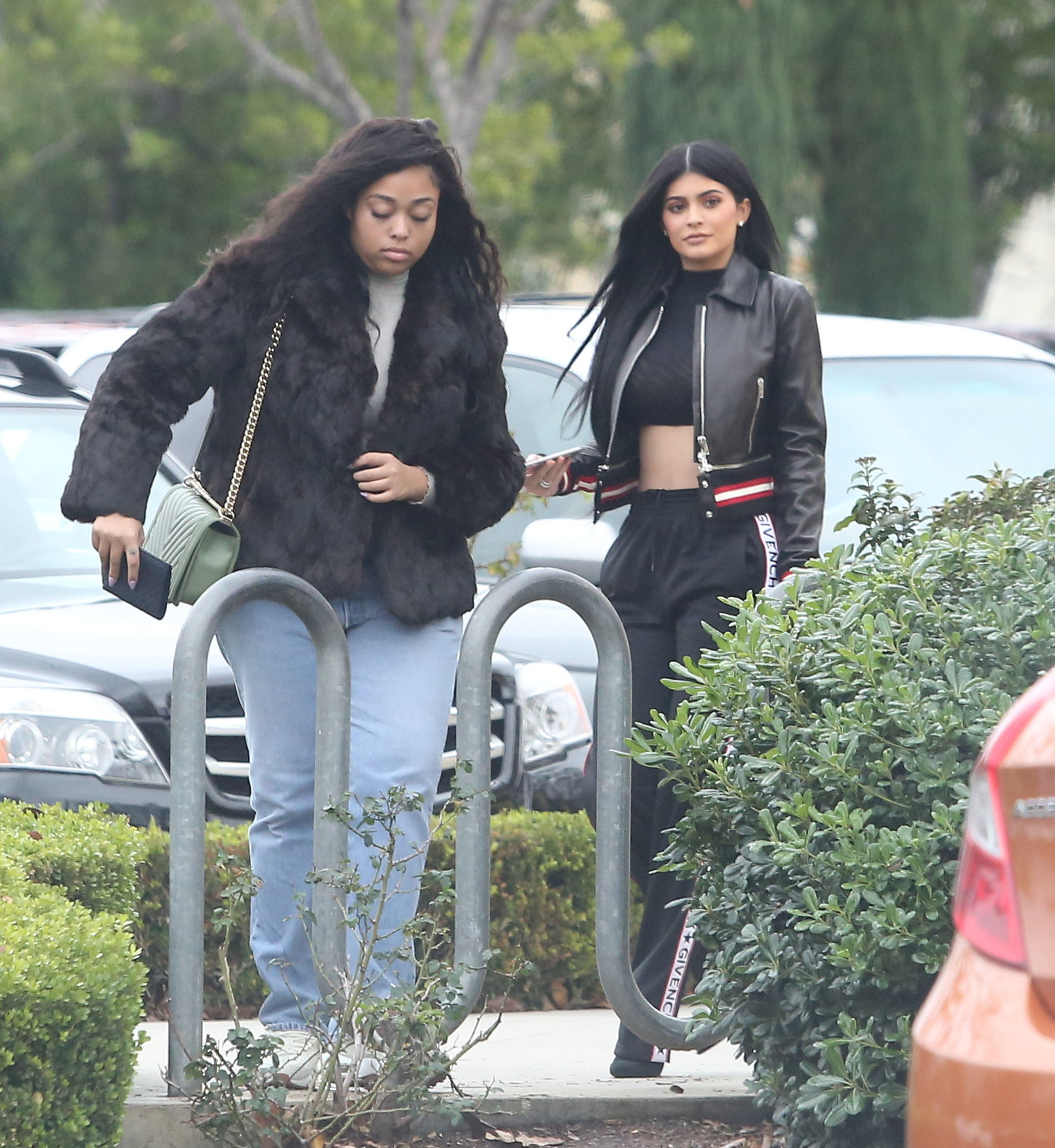 Access_Kardashian_01.jpeg