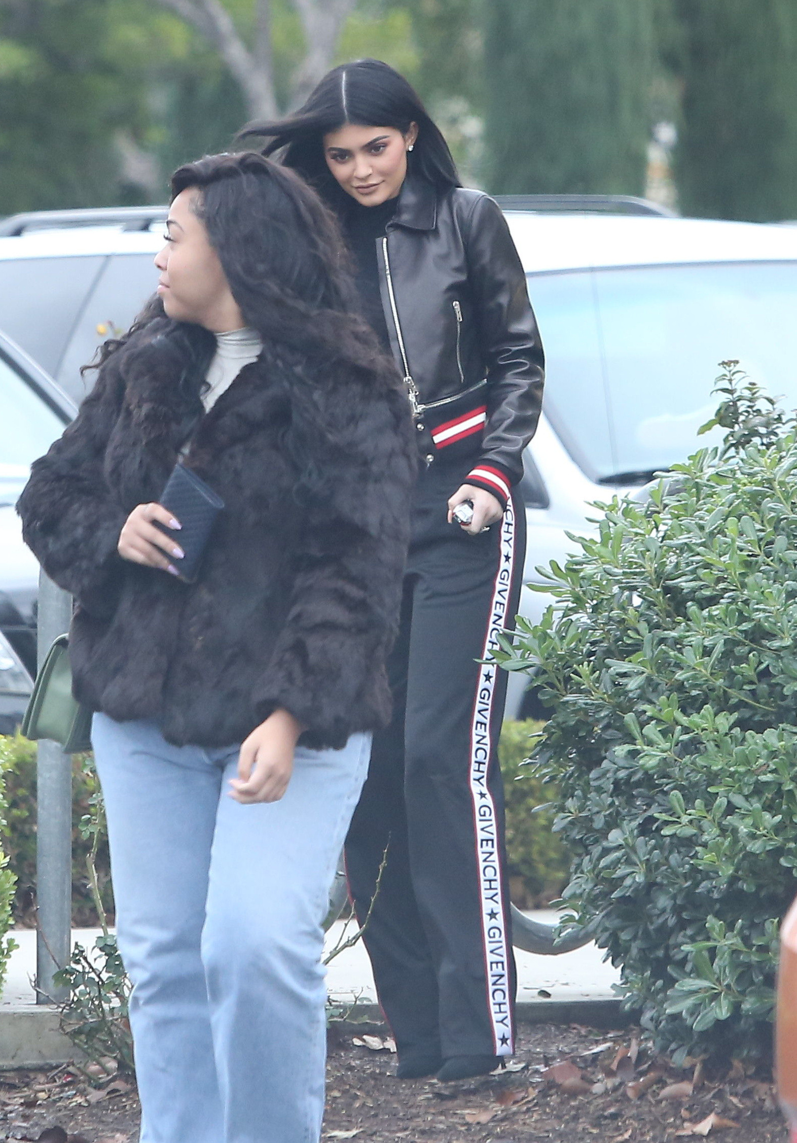 Access_Kardashian_07.jpeg