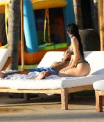 Access_Kardashian_06.jpg