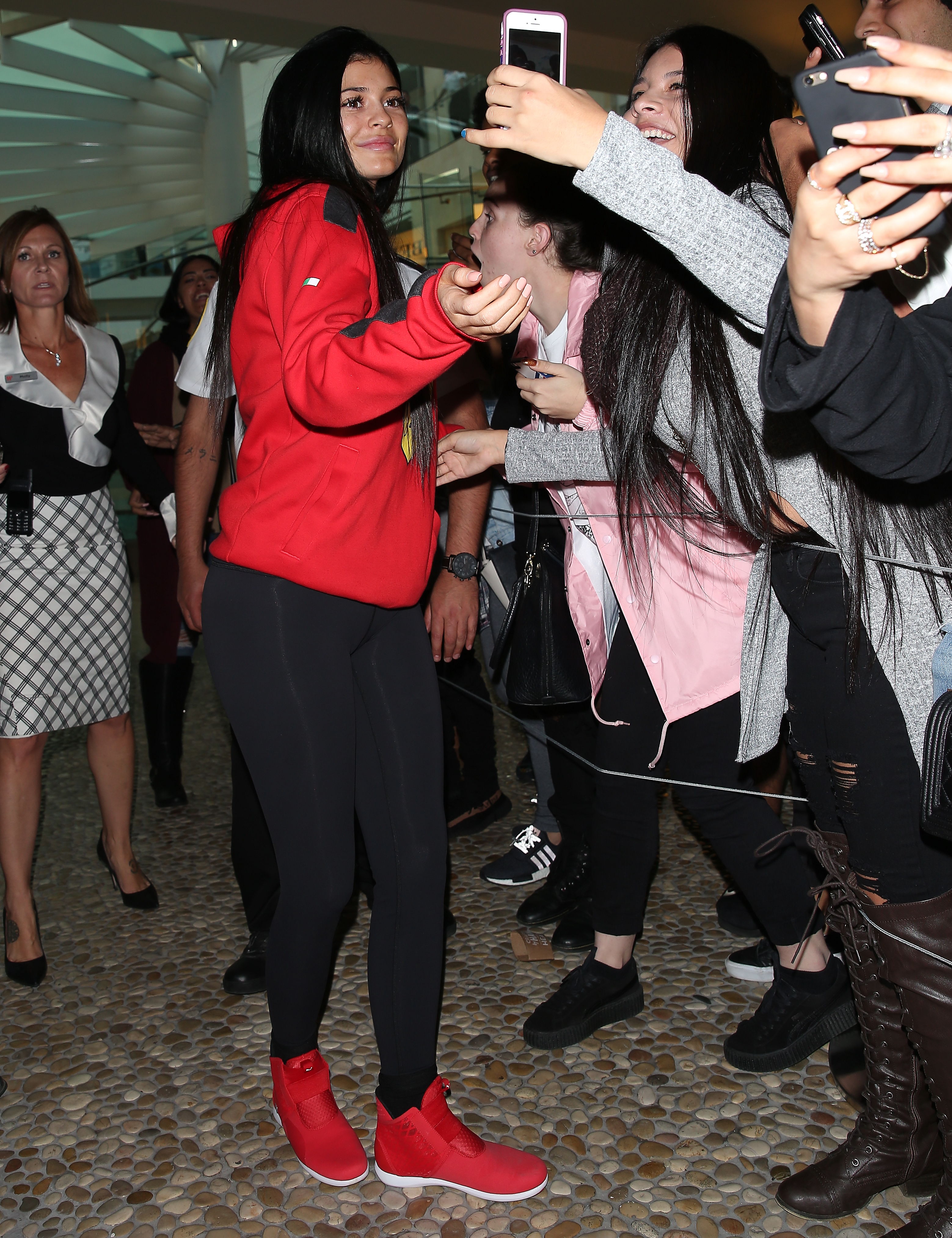 Access_Kardashian_07.jpg