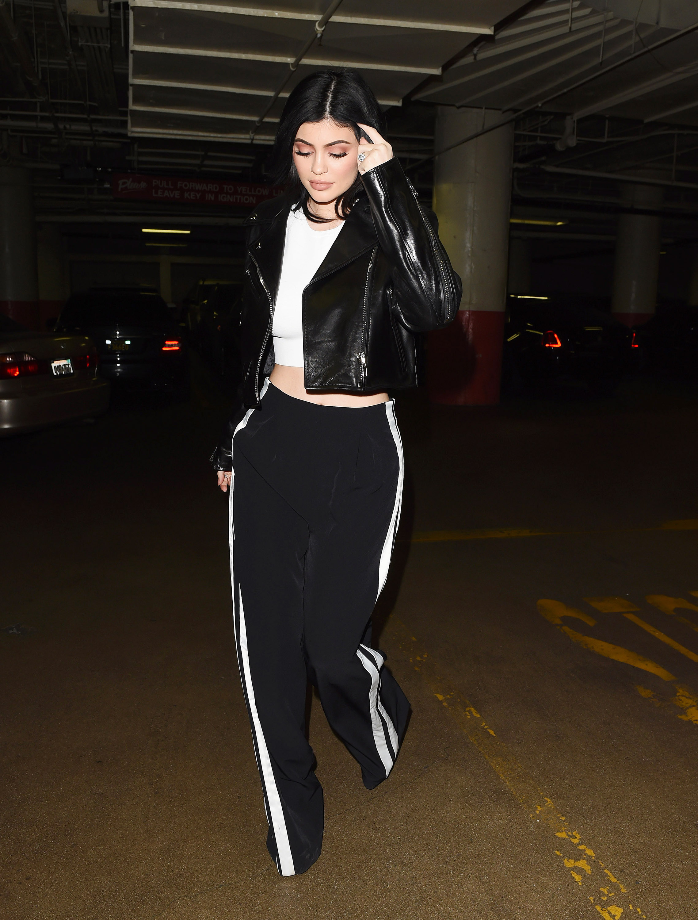 Access_Kardashian_07.jpeg
