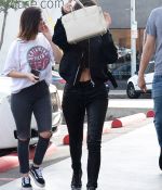 Access_Kardashian_02.jpg