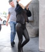 Access_Kardashian_07.jpg