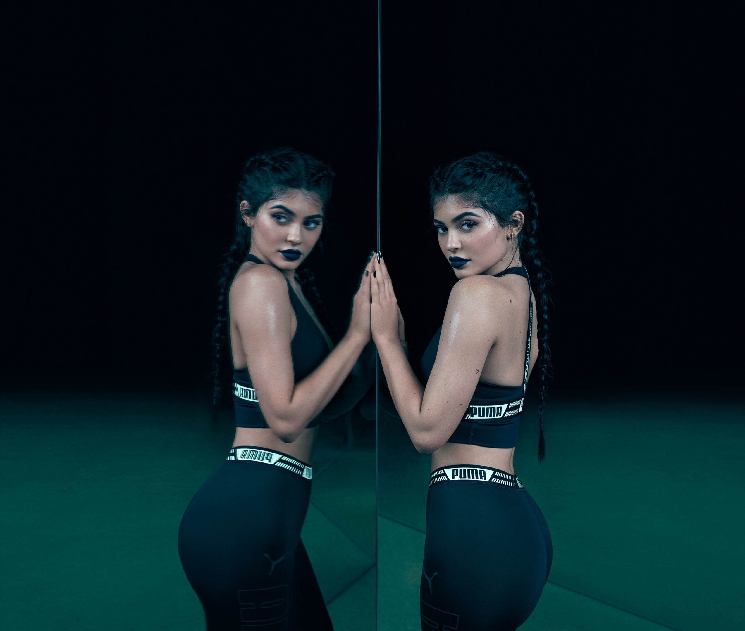 Access_Kardashian_01.jpg
