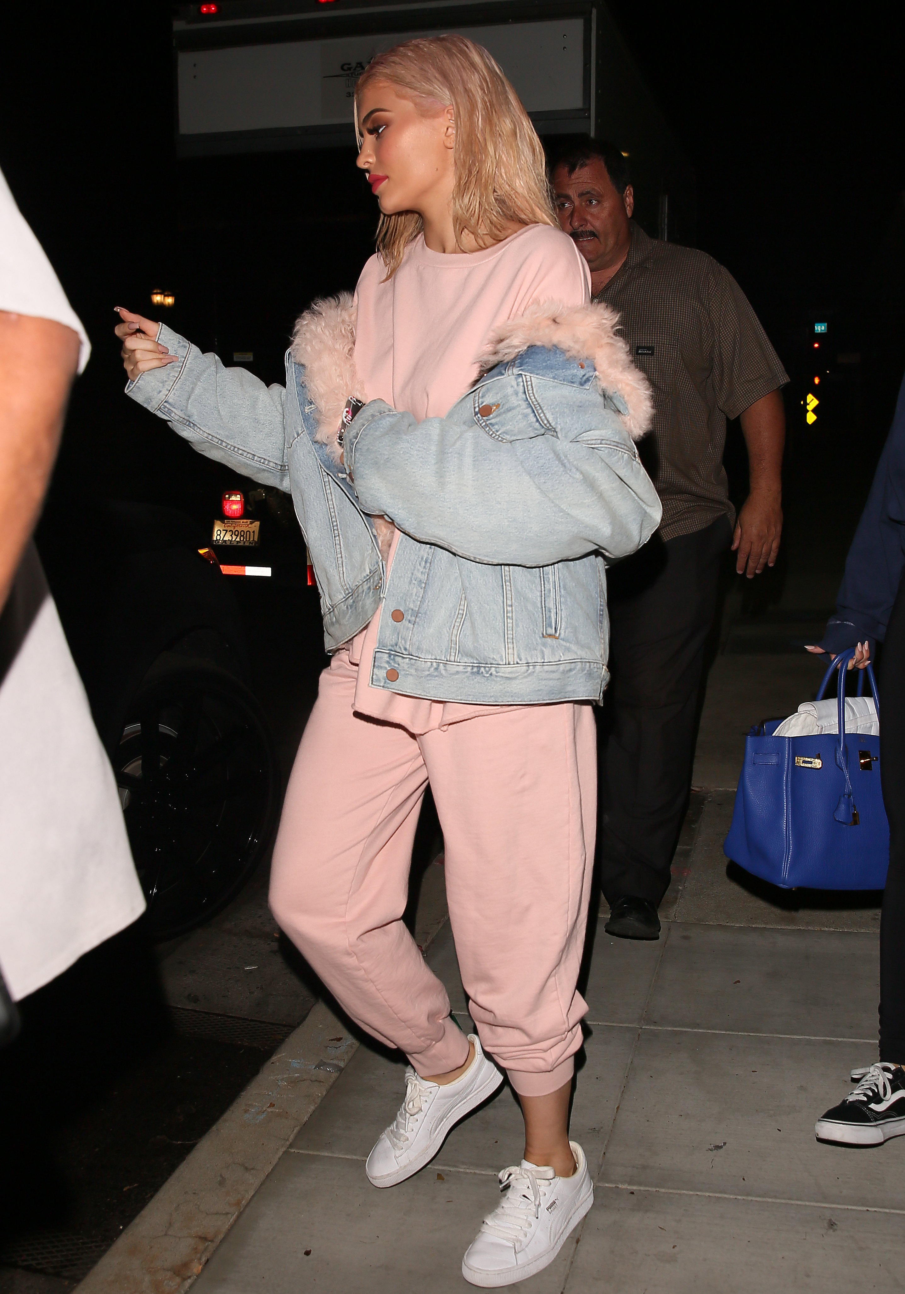 Access_Kardashian_02.jpeg