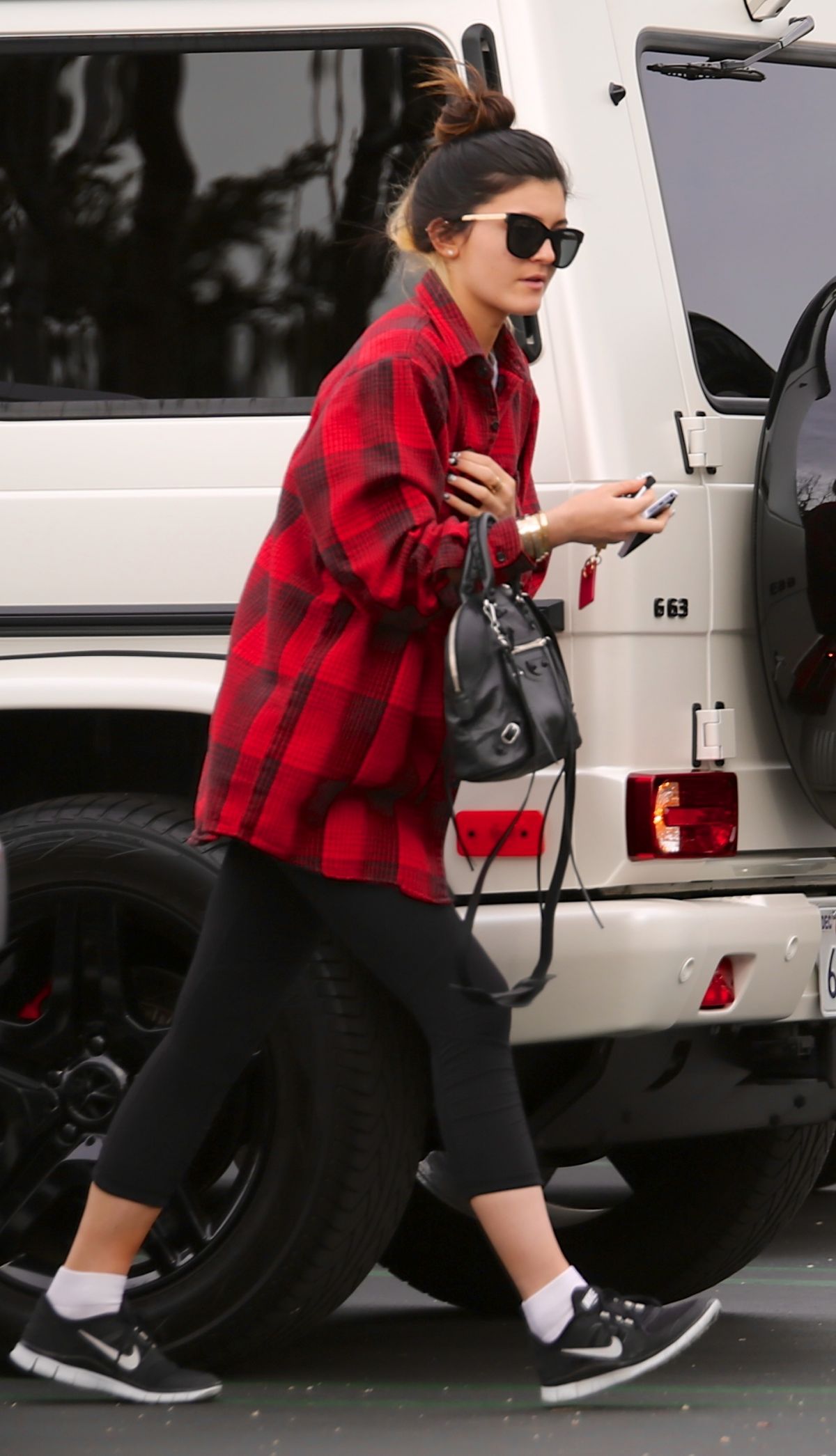 Access_Kardashian_08.jpg