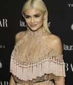 Access_Kardashian_05.jpg